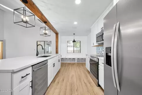 Kitchen - 5 Winding Woods Trl, Ormond Beach, FL 32174 photo 4 of 6