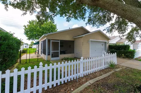 9291 SE 173rd Surrey Ln, The Villages, FL 32162
