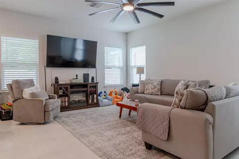 Living - 3049 Ruby Falls Dr, Deland, FL 32724 photo 1 of 1