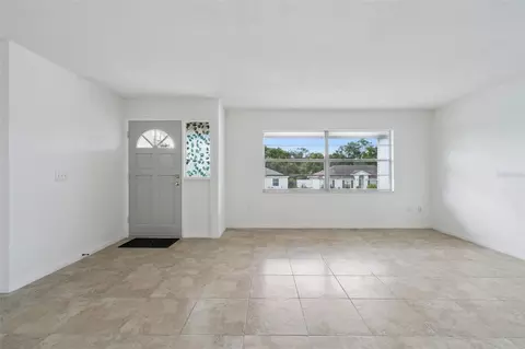 Living - 1679 E Apache Cir, Deltona, FL 32725 photo 3 of 6
