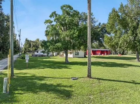 Exterior - 54901 Cedar Crest Rd, Astor, FL 32102 photo 3 of 9