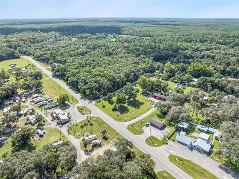 View/Area - 54901 Cedar Crest Rd, Astor, FL 32102 photo 5 of 6