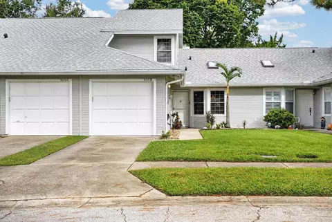 955 Grayling Ct #B, Port Orange, FL 32127