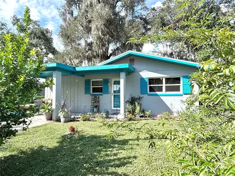 515 W Garrison Ave, Deland, FL 32720