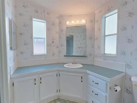 Bath - 53 Terra Ceia Ct, Debary, FL 32713 photo 2 of 5