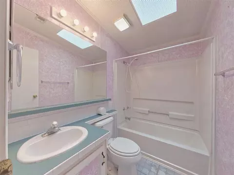 Bath - 53 Terra Ceia Ct, Debary, FL 32713 photo 4 of 5