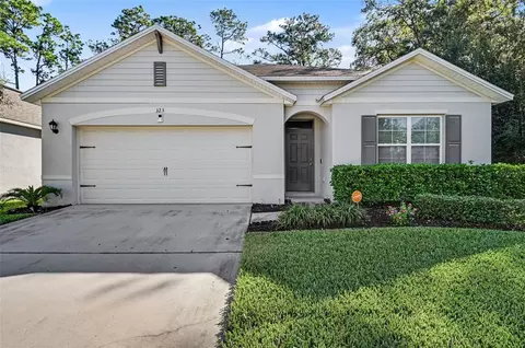 323 Charles Dr, Deland, FL 32724