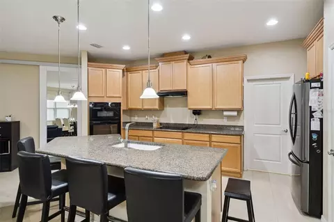 Kitchen - 536 Bottlebrush Loop, Sanford, FL 32771 photo 4 of 4