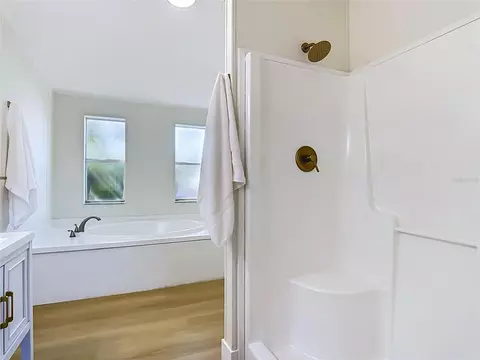 Bath - 3443 Populatic St, Mims, FL 32754 photo 2 of 5