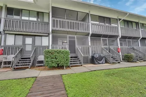 2329 River Ridge Rd #130, Deland, FL 32720