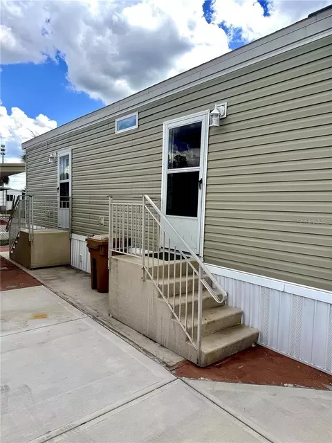 7060 Fairview Village Cir, Winter Haven, FL 33881