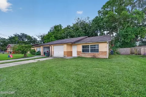 907 Boulder Dr, South Daytona, FL 32119