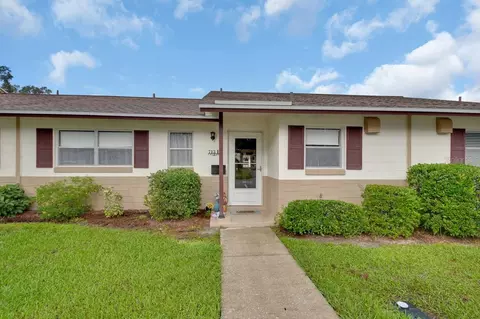 713 E Michigan Ave #B, Deland, FL 32724