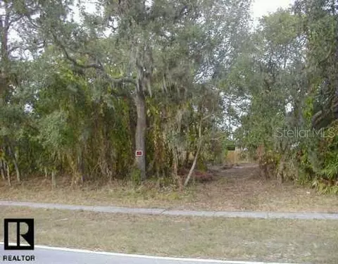 6017 Applegate Dr, Spring Hill, FL 34606 photo 1