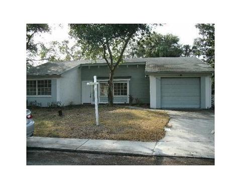 8208 Clover Hill Loop, Hudson, FL 34667 photo 1