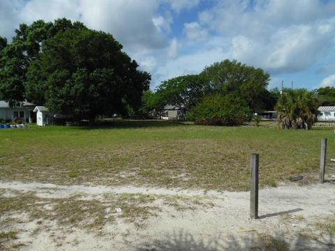 0 W Live Oak St, Tarpon Springs, FL 34689