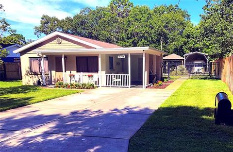 18704 Walker Rd, Lutz, FL 33549 photo 1