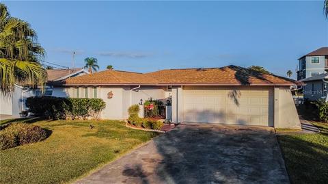 13614 Evelane Dr, Hudson, FL 34667 photo 1