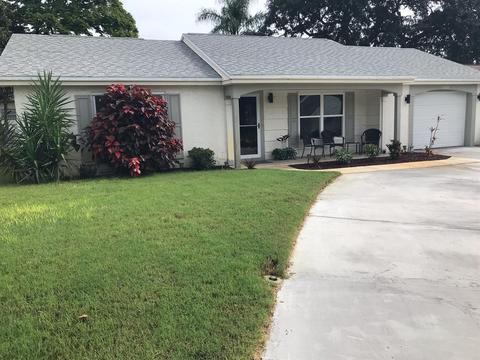 8205 Split Rail Ln, Hudson, FL 34667 photo 1