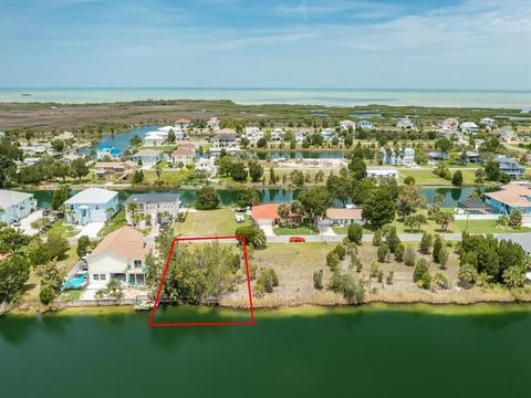 3230 Hibiscus Dr, Hernando Beach, FL 34607 photo 1