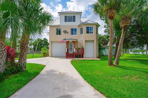 3478 Minnow Creek Dr, Hernando Beach, FL 34607 photo 1