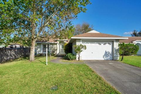 901 Robinson Ave, Saint Cloud, FL 34769 photo 1