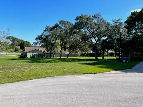 8115 Flintshire Ct, Weeki Wachee, FL 34607