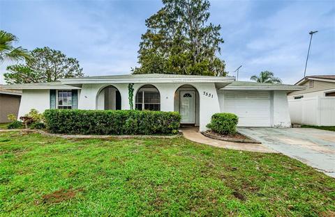 7531 Holly Lake Ln, New Port Richey, FL 34653 | 21 Photos | MLS # ...