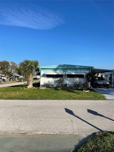 12118 Pawnee Dr, Hudson, FL 34667