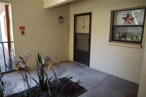 2650 Countryside Blvd #F101, Clearwater, FL 33761