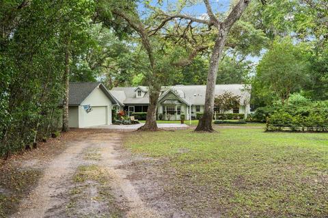 8675 E Henderson Trl, Inverness, FL 34450