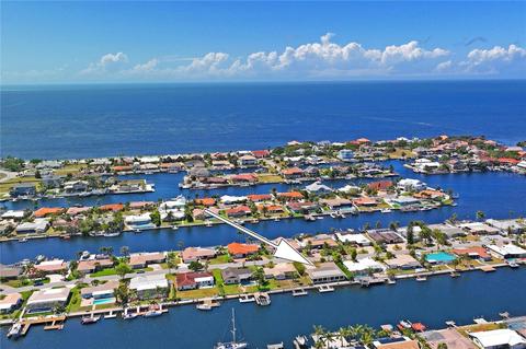 5440 Pilots Pl, New Port Richey, FL 34652