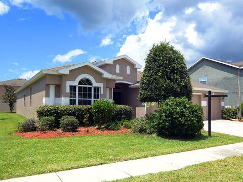 2450 Triggerfish Ct, Holiday, FL 34691
