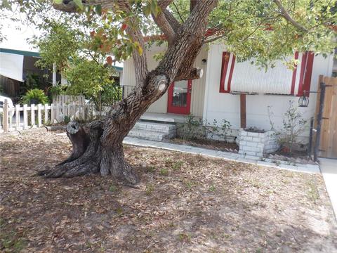 1934 Hoyle Dr, Holiday, FL 34691