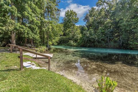 6532 River Lodge Ln, Weeki Wachee, FL 34607
