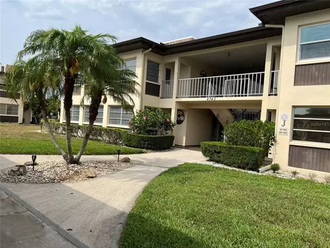 4743 Jasper Dr #204, New Port Richey, FL 34652
