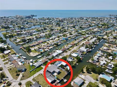 13532 Frances Ave, Hudson, FL 34667