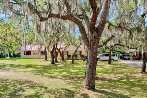 9740 Osceola Dr, New Port Richey, FL 34654