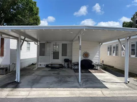 21148 Lazy Days Cir, Lutz, FL 33558