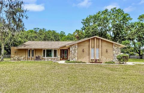 10297 Lakeview Dr, New Port Richey, FL 34654