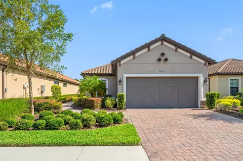 8412 Alberata Vista Dr, Tampa, FL 33647
