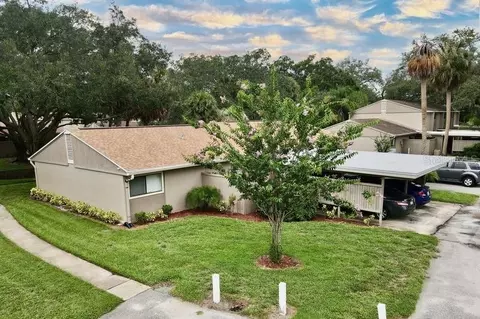 7925 Sabal Dr, Temple Terrace, FL 33637