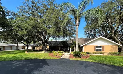 11446 Pine Forest Dr, New Port Richey, FL 34654