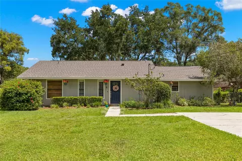 304 1st Ave SE, Lutz, FL 33549
