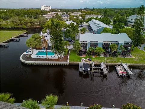 200 Meres Blvd #17, Tarpon Springs, FL 34689