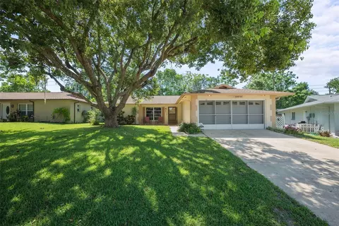 10711 Salamanca Dr, Port Richey, FL 34668