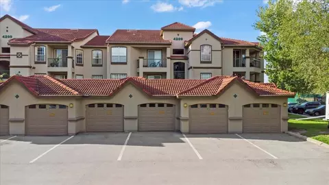 4209 Woodstorks Walk Way #1105, Lutz, FL 33558