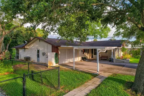 8110 Barberry Dr, Port Richey, FL 34668