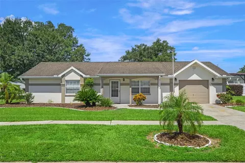 7315 Landover Dr, Zephyrhills, FL 33540