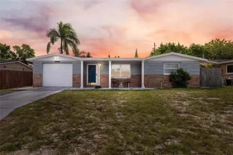 1522 Toledo St, Holiday, FL 34690
